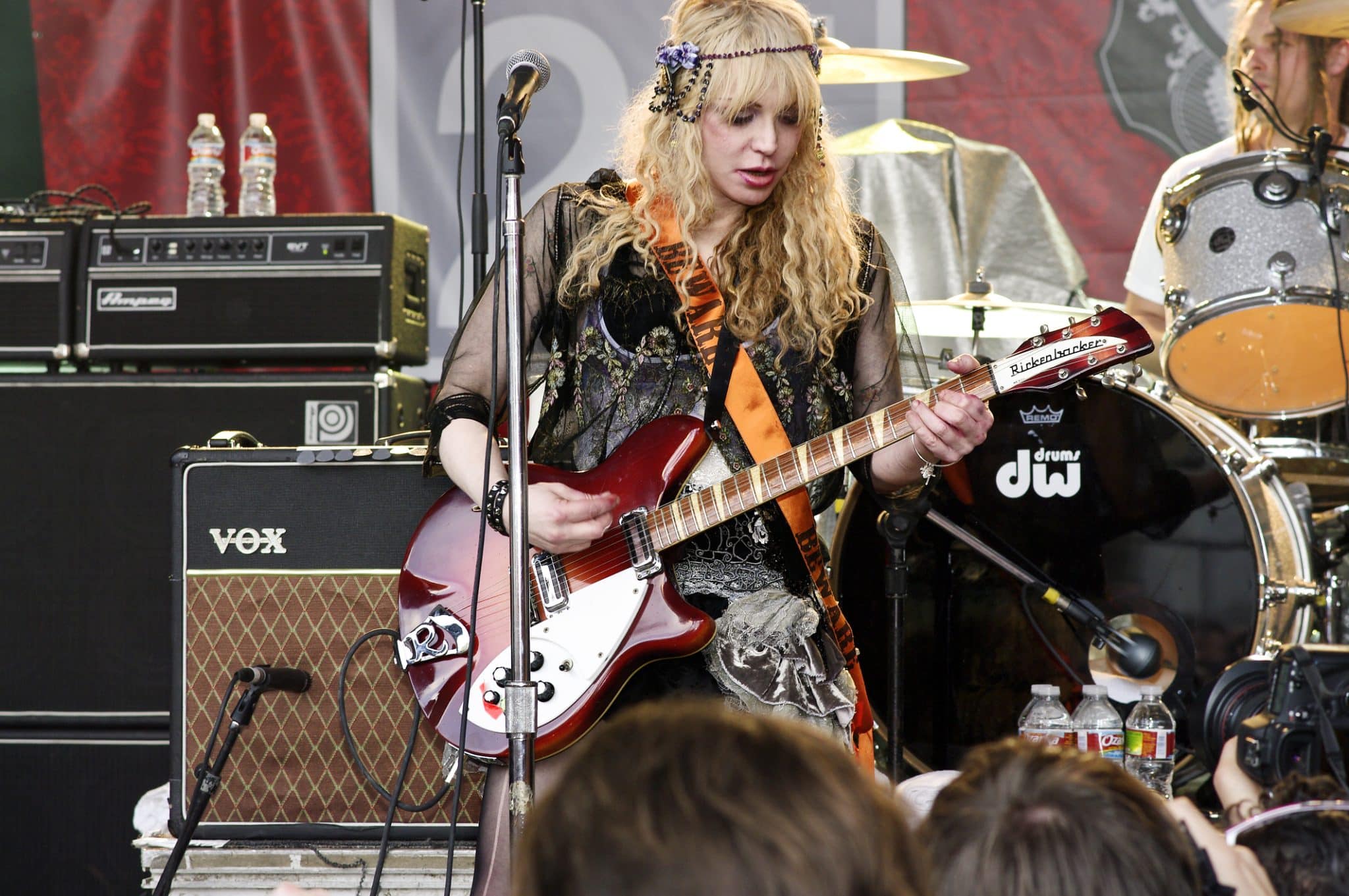 Courtney Love sparks controversy with comments on Taylor Swift, Beyoncé, Lana Del Rey